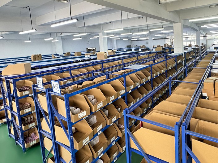 Kho tổng của nhà cung cấp tại Trung Quốc